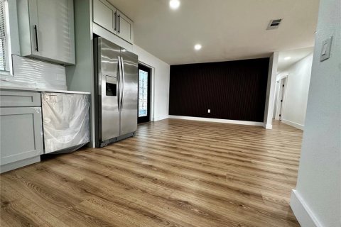 Villa ou maison à vendre à Lakeland, Floride: 4 chambres, 184.04 m2 № 1901190 - photo 14