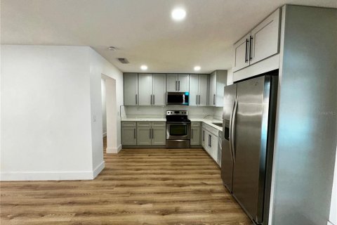 Villa ou maison à vendre à Lakeland, Floride: 4 chambres, 184.04 m2 № 1901190 - photo 7