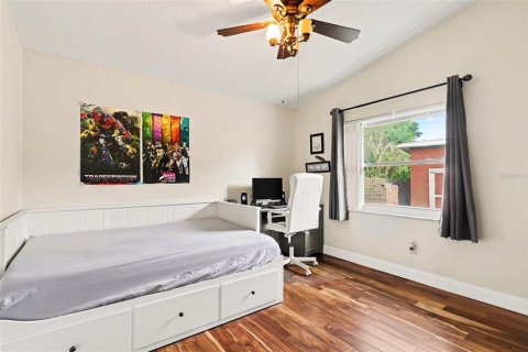 House in Winter Park, Florida 3 bedrooms, 150.69 sq.m. № 2203983 - photo 20