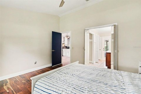 House in Winter Park, Florida 3 bedrooms, 150.69 sq.m. № 2203983 - photo 17