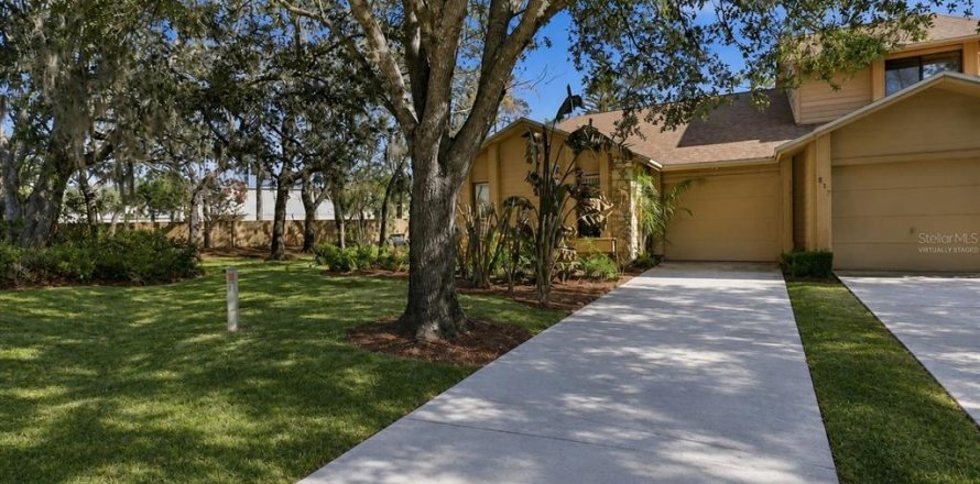 Townhouse in Longwood, Florida 2 bedrooms, 119.75 sq.m. № 2096786