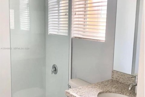 Casa en venta en Homestead, Florida, 4 dormitorios, 213.4 m2 № 2251936 - foto 8