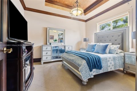 Купить виллу или дом в Хайалиа Гарденс, Флорида 5 спален, 414.62м2, № 1961867 - фото 29