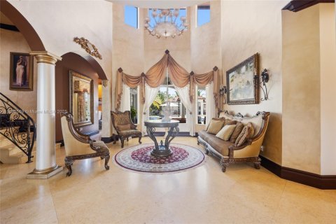 Купить виллу или дом в Хайалиа Гарденс, Флорида 5 спален, 414.62м2, № 1961867 - фото 10