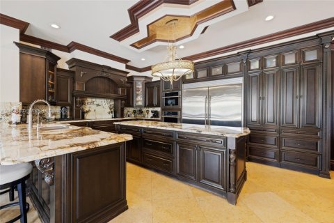 Купить виллу или дом в Хайалиа Гарденс, Флорида 5 спален, 414.62м2, № 1961867 - фото 18