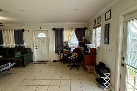 Villa ou maison à vendre à Miramar, Floride: 3 chambres, 104.14 m2 № 2004665 - photo 20