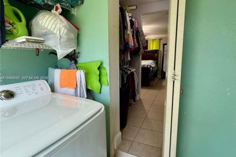 Villa ou maison à vendre à Miramar, Floride: 3 chambres, 104.14 m2 № 2004665 - photo 5