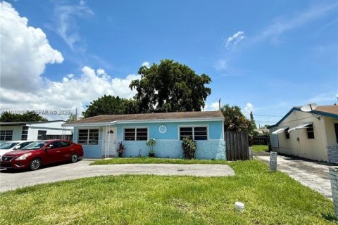 Villa ou maison à Miramar, Floride 3 chambres, 104.14 m2 № 2004665