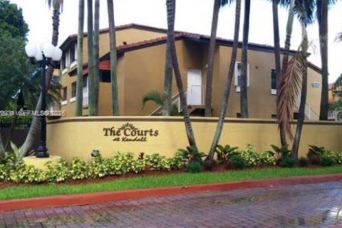 Condominio en Miami, Florida, 2 dormitorios  № 2046330
