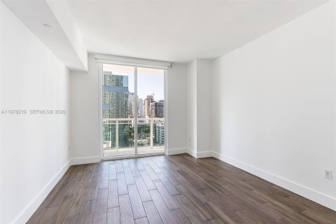 Condo in Miami, Florida, 2 bedrooms  № 2042120 - photo 10