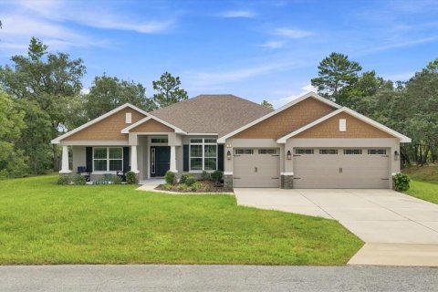 Villa ou maison à Homosassa, Floride 4 chambres, 236.53 m2 № 2308932