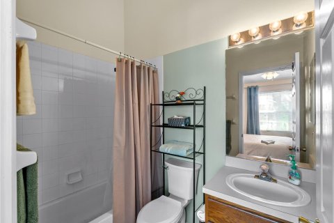 Townhouse in Bradenton, Florida 2 bedrooms, 100.33 sq.m. № 1856502 - photo 30