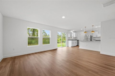 Villa ou maison à vendre à Port Charlotte, Floride: 3 chambres, 151.06 m2 № 2411433 - photo 11