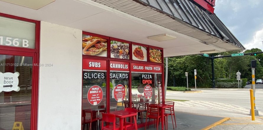 Propiedad comercial en Deerfield Beach, Florida № 1862420