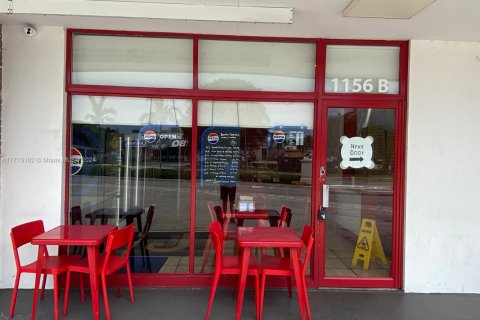 Propiedad comercial en venta en Deerfield Beach, Florida № 1862420 - foto 2