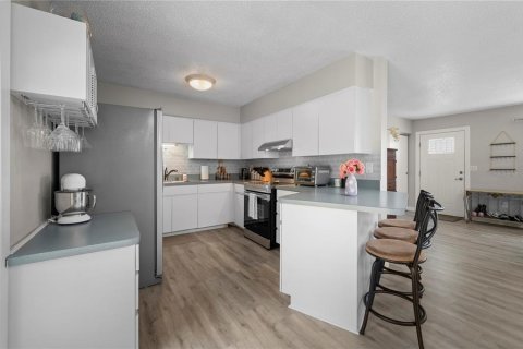 Casa en venta en Port Charlotte, Florida, 3 dormitorios, 144.18 m2 № 1679634 - foto 16