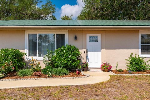 Casa en venta en Port Charlotte, Florida, 3 dormitorios, 144.18 m2 № 1679634 - foto 7