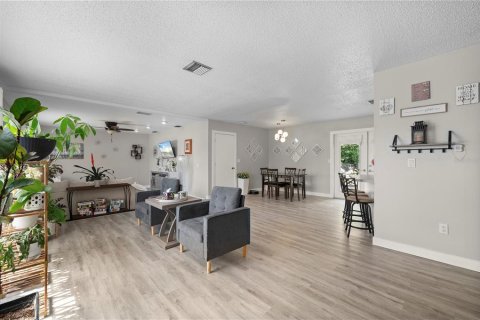 Casa en venta en Port Charlotte, Florida, 3 dormitorios, 144.18 m2 № 1679634 - foto 9