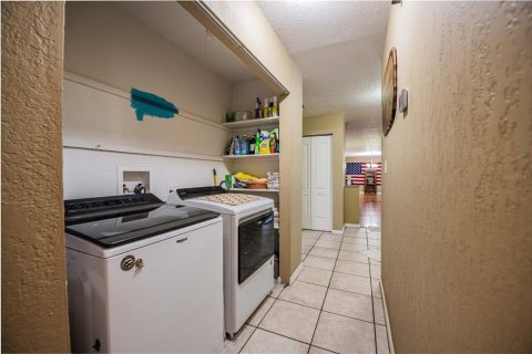 Casa en venta en Lakeland, Florida, 3 dormitorios, 200.2 m2 № 2238009 - foto 18