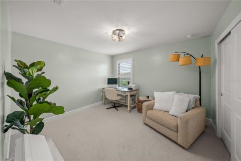 House in Bradenton, Florida 5 bedrooms, 245.08 sq.m. № 1826588 - photo 20