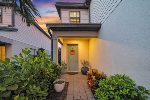 House in Bradenton, Florida 5 bedrooms, 245.08 sq.m. № 1826588 - photo 3