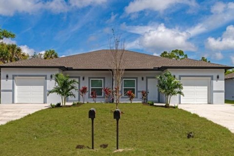 Apartamento en alquiler en Port Charlotte, Florida, 3 dormitorios, 111.48 m2 № 1762028 - foto 1