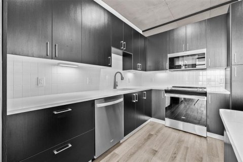 Apartamento en alquiler en Saint Petersburg, Florida, 2 dormitorios, 124.49 m2 № 1762182 - foto 9