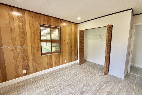 Villa ou maison à louer à Coral Springs, Floride: 4 chambres, 180.32 m2 № 2169118 - photo 9