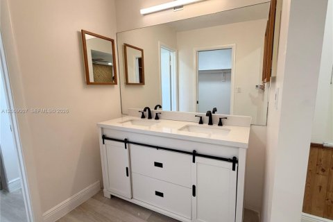 Villa ou maison à louer à Coral Springs, Floride: 4 chambres, 180.32 m2 № 2169118 - photo 15