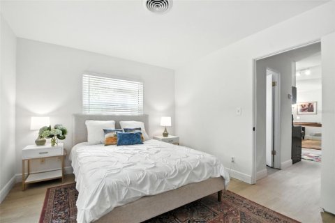 Apartment in Winter Park, Florida 2 bedrooms, 83.61 sq.m. № 1916858 - photo 12