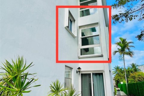 Купить кондоминиум в Лодердейл-бай-те-Си, Флорида 1 спальня, 59.46м2, № 2189648 - фото 5