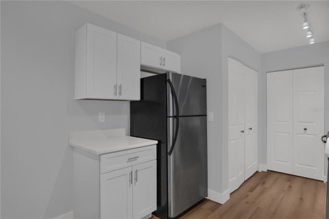 Copropriété à louer à Orlando, Floride: 3 chambres, 132.2 m2 № 2415243 - photo 16