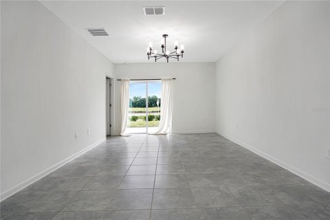 Villa ou maison à louer à Winter Haven, Floride: 3 chambres, 133.04 m2 № 2383590 - photo 8