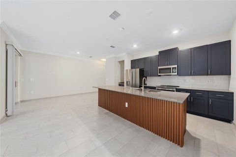 Adosado en venta en Kissimmee, Florida, 4 dormitorios, 176.7 m2 № 1545303 - foto 5