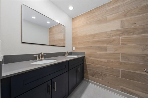 Adosado en venta en Kissimmee, Florida, 4 dormitorios, 176.7 m2 № 1545303 - foto 19