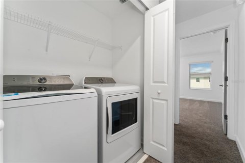 Adosado en venta en Kissimmee, Florida, 4 dormitorios, 176.7 m2 № 1545303 - foto 15