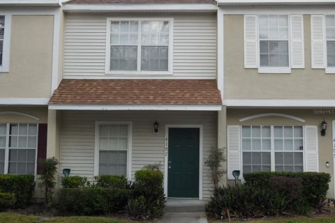 Townhouse in Orlando, Florida 2 bedrooms, 102.75 sq.m. № 1824504 - photo 1