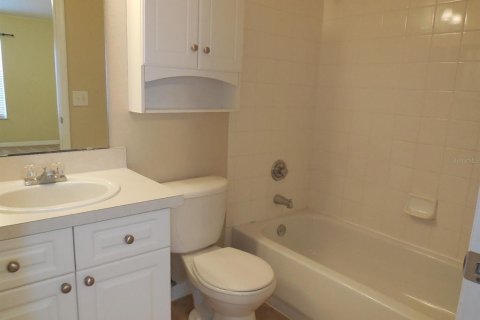 Townhouse in Orlando, Florida 2 bedrooms, 102.75 sq.m. № 1824504 - photo 14