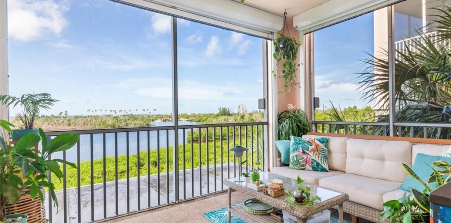 Condo in Placida, Florida, 3 bedrooms  № 1906985
