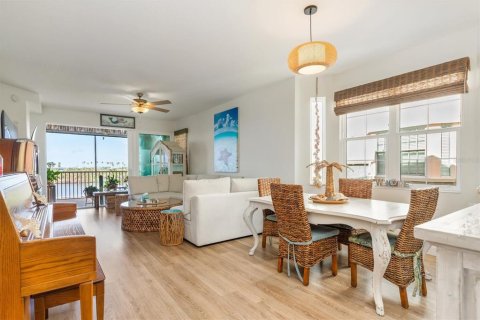 Condo in Placida, Florida, 3 bedrooms  № 1906985 - photo 16