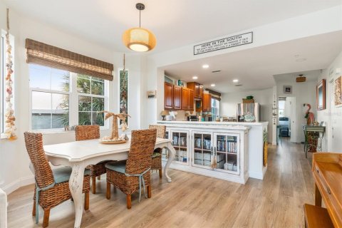 Condo in Placida, Florida, 3 bedrooms  № 1906985 - photo 10