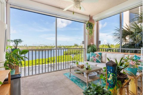 Condo in Placida, Florida, 3 bedrooms  № 1906985 - photo 29