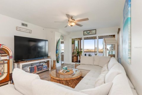 Condo in Placida, Florida, 3 bedrooms  № 1906985 - photo 13