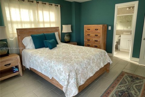 Copropriété à vendre à Hallandale Beach, Floride: 2 chambres, 95.69 m2 № 1759221 - photo 13