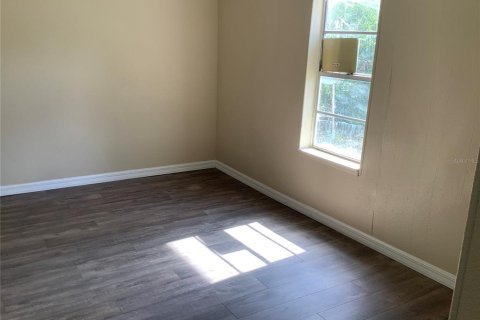 Casa en venta en Eustis, Florida, 2 dormitorios, 75.9 m2 № 1808688 - foto 13