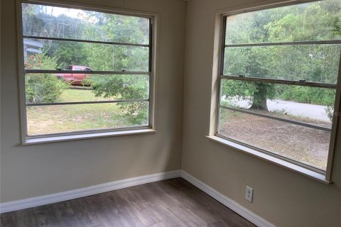 Casa en venta en Eustis, Florida, 2 dormitorios, 75.9 m2 № 1808688 - foto 9