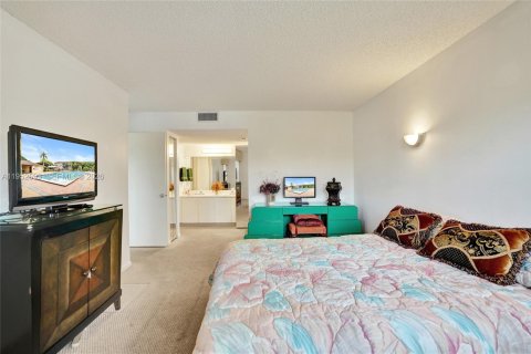 Copropriété à vendre à Pembroke Pines, Floride: 2 chambres, 142.42 m2 № 2010991 - photo 27