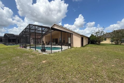 House in Davenport, Florida 3 bedrooms, 161.19 sq.m. № 2195304 - photo 20