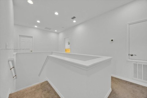 House in Clermont, Florida 3 bedrooms № 1882081 - photo 13