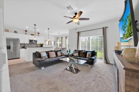 House in Clermont, Florida 3 bedrooms № 1882081 - photo 5